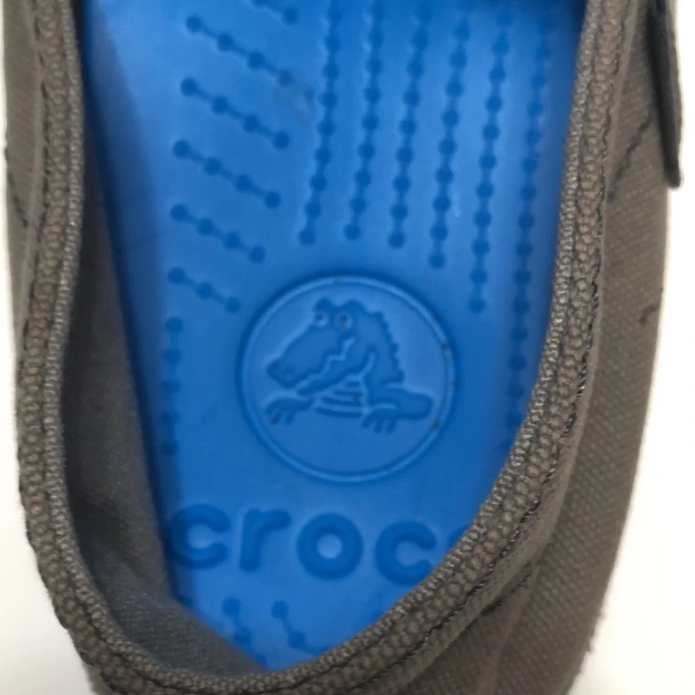 CROCS brand size